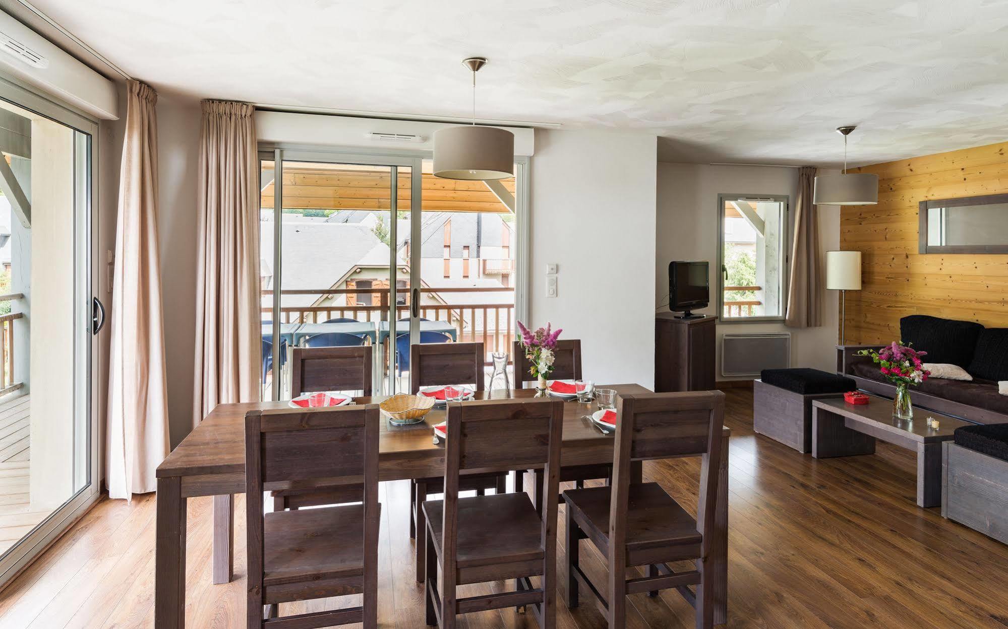 Lagrange Vacances Le Clos Saint Hilaire Exterior foto